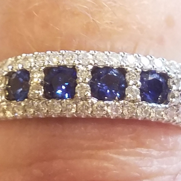 βββSOLDβββDIAMOND & SAPPHIRE RING - Picture 7 of 12